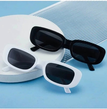 Trendy TikTok glasses black/white